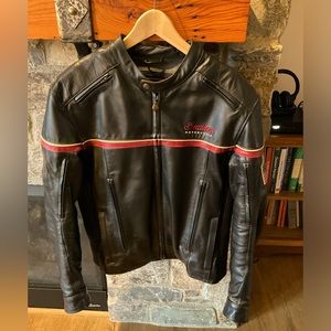 Men’s Indian leather motorcycle jacket with liner.